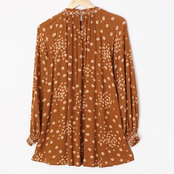 Free People Flowers In Her Hair Brown Boho Tunic Longline S Smocked Ditsy $118 - Picture 6 of 16
